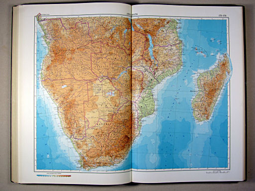 The World Atlas / Атлас Мира (1967)
173-174. Africa, South