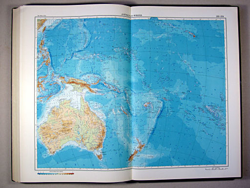 The World Atlas / Атлас Мира (1967)
233-234. Australia And Oceania, Physical