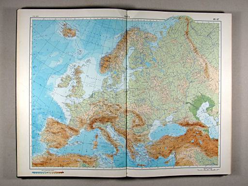 Атлас Мира / Atlas Mira (1967)
46-47. Европа, физическая карта