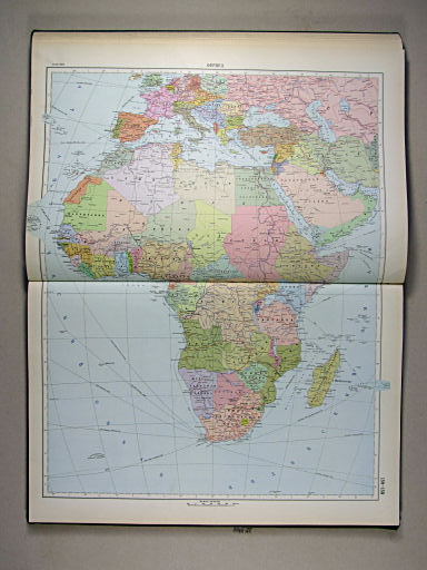 Атлас Мира / Atlas Mira (1967)
158-159. Африка, политическая карта