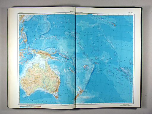 Атлас Мира / Atlas Mira (1967)
233-234. Австралия и Океания, физическая карта