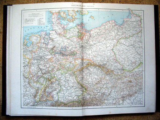 Andree's Handatlas 1881
22.23. Deutschland, politisch.