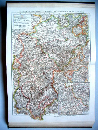 Andrees Handatlas 1893
35.36. Rheinland und Westfalen, Fürstentümer Lippe und Grossherzogtum Luxemburg
Rijnland en Westfalen, Lippe, Schaumburg-Lippe en Groothertogdom Luxemburg
Rhineland and Westphalia, Lippe, Schaumburg-Lippe and Grand Duchy of Luxemburg