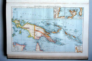 Andrees Handatlas 1893
138. Neuguinea und der Bismarckarchipel
Nieuw-Guinea en de Bismarck-archipel
New Guinea and the Bismarck Archipelago
