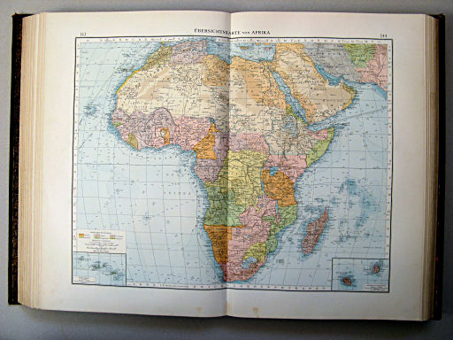 Andrees Handatlas 1899
143.144. Übersichtskarte von Afrika