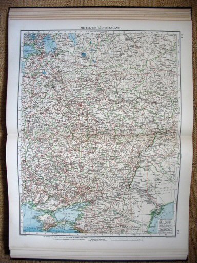Andrees Handatlas 1914
Midden- en Zuid-Rusland (kaart 144.145)