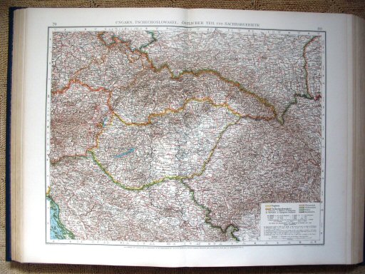 Andrees Handatlas 1930
79.80. Ungarn, Tschechoslowakei, östlicher Teil und Nachbargebiete