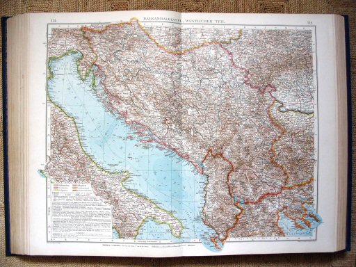 Andrees Handatlas 1930
134.135. Balkanhalbinsel, westlicher Teil