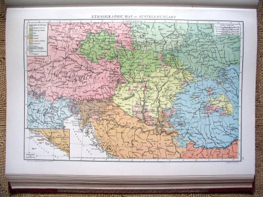 The Universal Atlas 1893
Oostenrijk-Hongarije, talen (kaart 46)