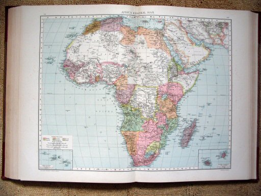 The Universal Atlas 1893
Afrika (kaart 101.102)