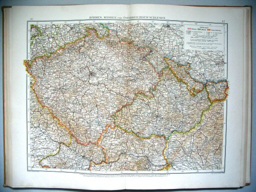 Velhagen & Klasings Kleiner Handatlas (1912)
41.42. Böhmen, Mähren, Österreichisch-Schlesien