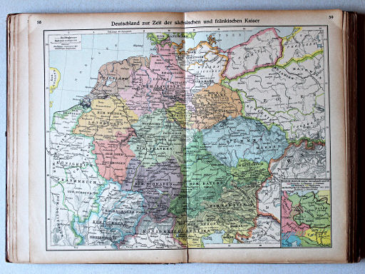 Putzgers Historischer Schul-Atlas, Große Ausgabe, 1923
58.59. Deutschland zur Zeit der sächsischen und fränkischen Kaiser