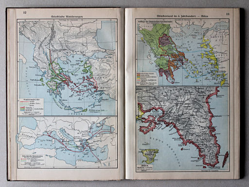 Putzgers Historischer Schul-Atlas, Große Ausgabe, 1931/33
12. Griechische Wanderungen
13. Griechenland im 8. Jahrhundert – Attica