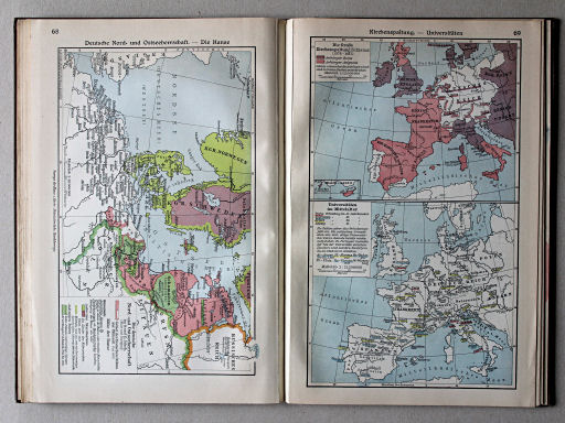 Putzgers Historischer Schul-Atlas, Große Ausgabe, 1931/33
69. Kirchenspaltung – Universitäten