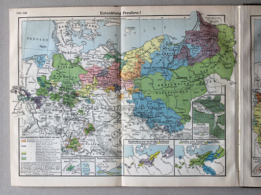 Putzgers Historischer Schul-Atlas, Große Ausgabe, 1931/33
145.146. Entwicklung Preußens I
