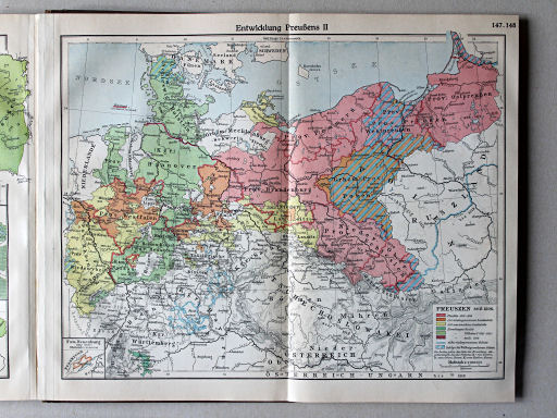Putzgers Historischer Schul-Atlas, Große Ausgabe, 1931/33
147.148. Entwicklung Preußens II