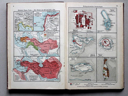 Putzgers Historischer Schul-Atlas, Große Ausgabe, 1934
6. Mykenä, Argos, Troja – Der Orient um 600 und 500 v. Chr.
11. Frühgeschichtliche Stadtanlagen