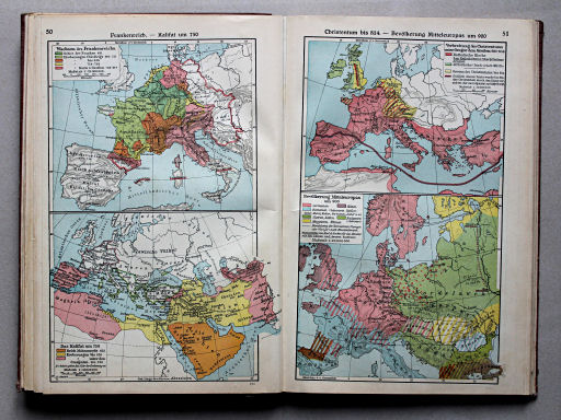 Putzgers Historischer Schul-Atlas, Große Ausgabe, 1934
50. Frankenreich – Kalifat um 750
51. Christentum bis 814 – Bevölkerung Mitteleuropas um 900