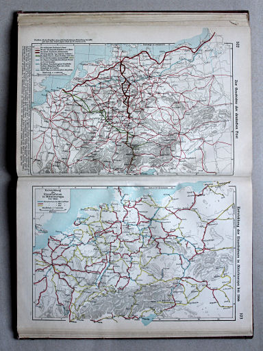 Putzgers Historischer Schul-Atlas, Große Ausgabe, 1934
102. Zur Geschichte der deutschen Post
103. Entwicklung der Eisenbahnen in Mitteleuropa bis 1866