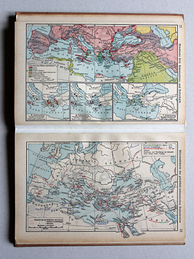 Putzgers Historischer Schul-Atlas, Große Ausgabe, 1942 (60.)
22. Griechische Welt. Kolonisations- und Kulturkarte
23. Wirtschaftskarte des griechisch-orientalischen Kulturkreises