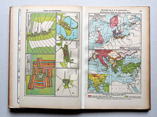 Putzgers Historischer Schul-Atlas, Große Ausgabe, 1942 (60.)
59. Dänemark im 11. und 13. Jahrhundert – Oströmisches Reich zur Zeit seiner Blüte