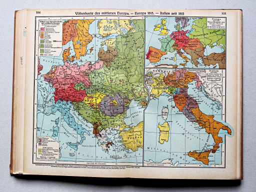 Putzgers Historischer Schul-Atlas, Große Ausgabe, 1942 (60.)
104.105. Völkerkarte des mittleren Europa – Europa 1815 – Italien seit 1815
