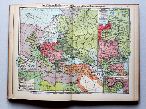 Putzgers Historischer Schul-Atlas, Große Ausgabe, 1942 (60.)
114.115. Der Weltkrieg III: Europa – Östlicher und südlicher Kriegsschauplatz