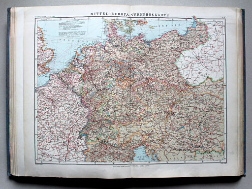 Debes' Neuer Handatlas, 1913
13. Mittel-Europa, Verkehrskarte