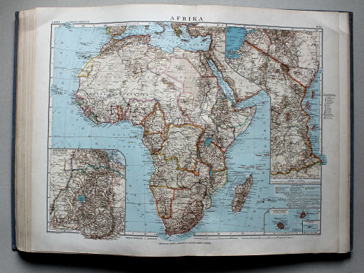 Debes' Neuer Handatlas, 1913
45. Afrika
